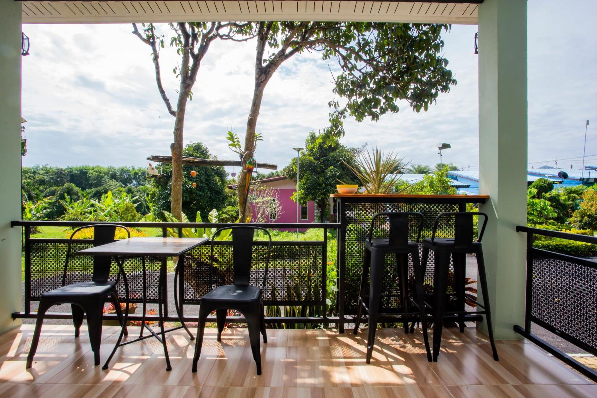 Baan Suan Mee Tang Hotel Chanthaburi Room photo