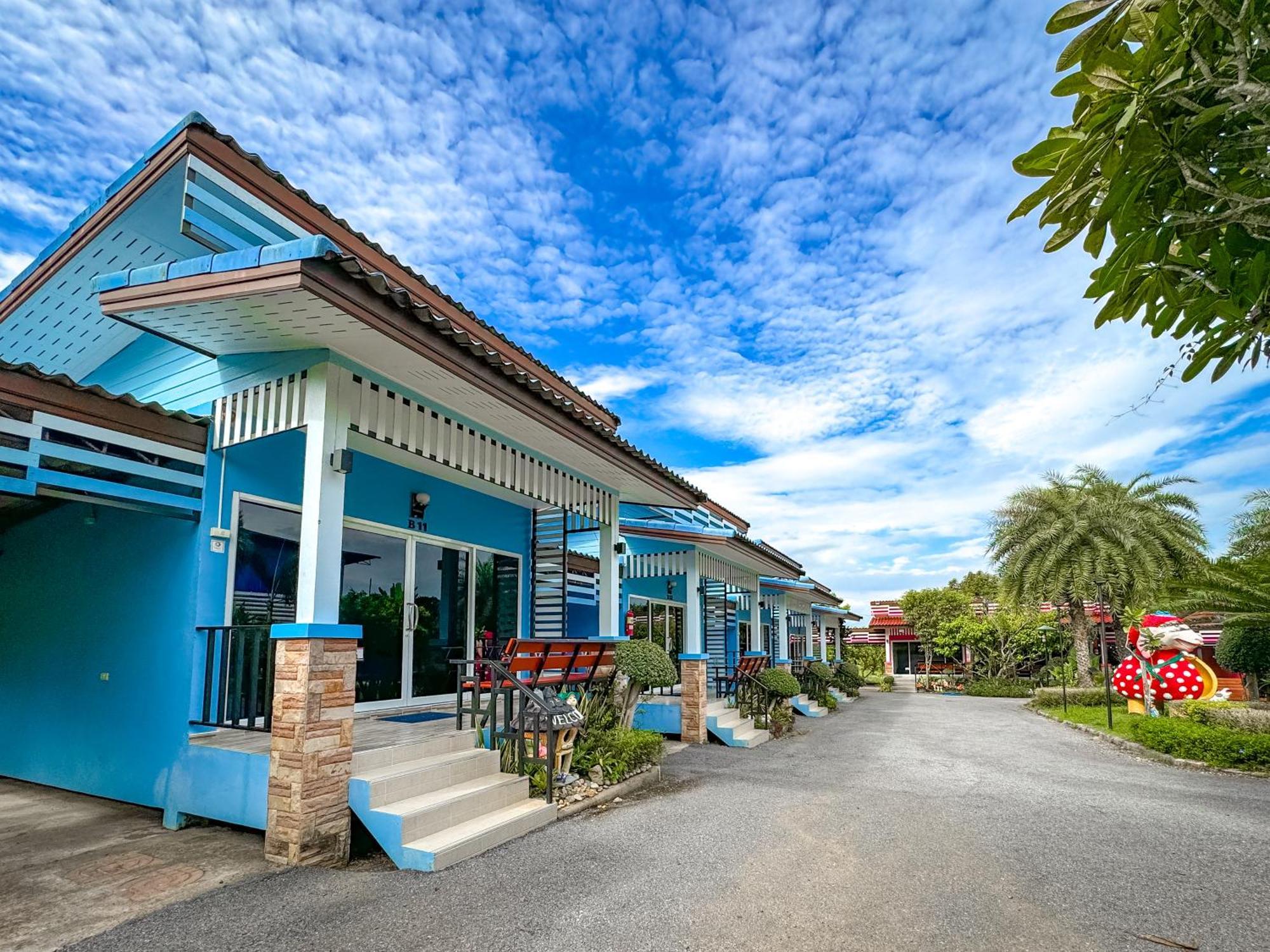 Baan Suan Mee Tang Hotel Chanthaburi Exterior photo
